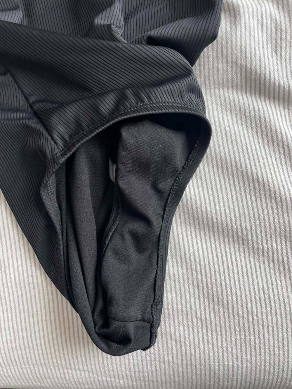 Hurley Ribbed Scoop Back One Piece Black Medium - Picture 10 of 10